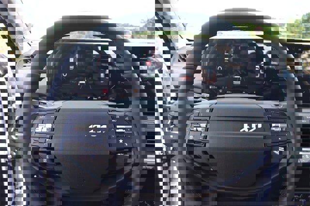 New 2025 Kia K4 EX image 23