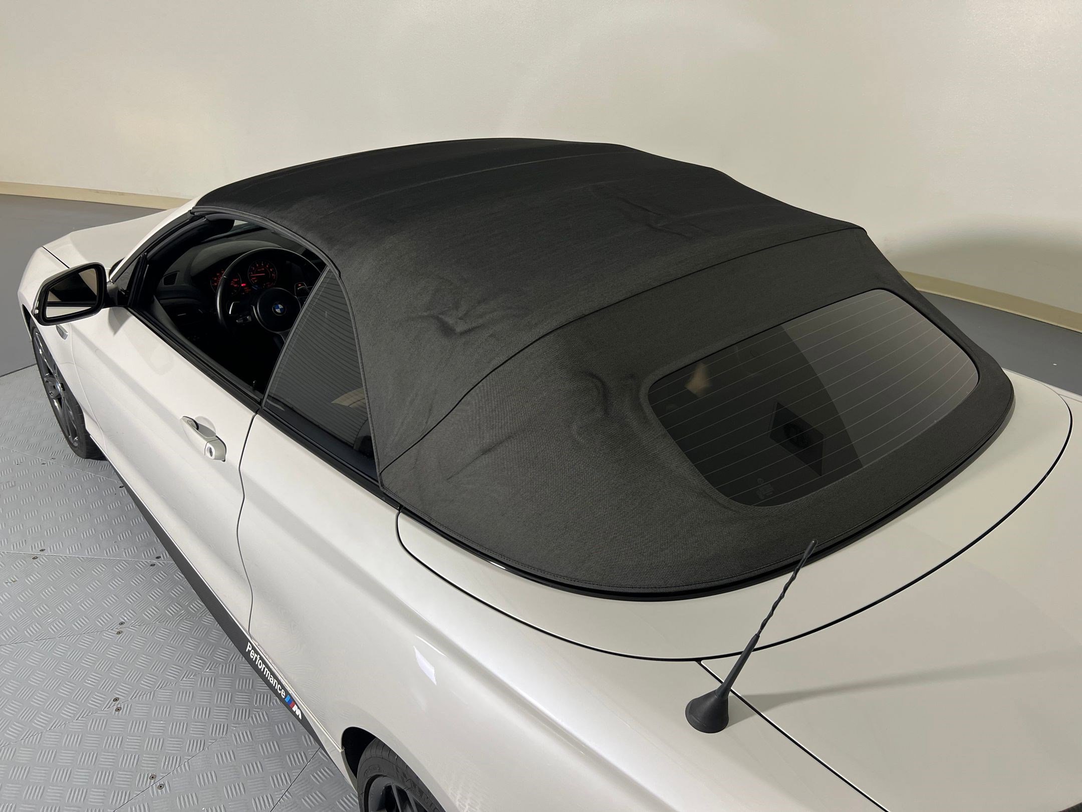 Used 2016 BMW M235i Convertible image 38