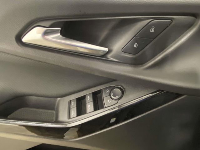 Used 2025 Chevrolet Equinox LT image 13