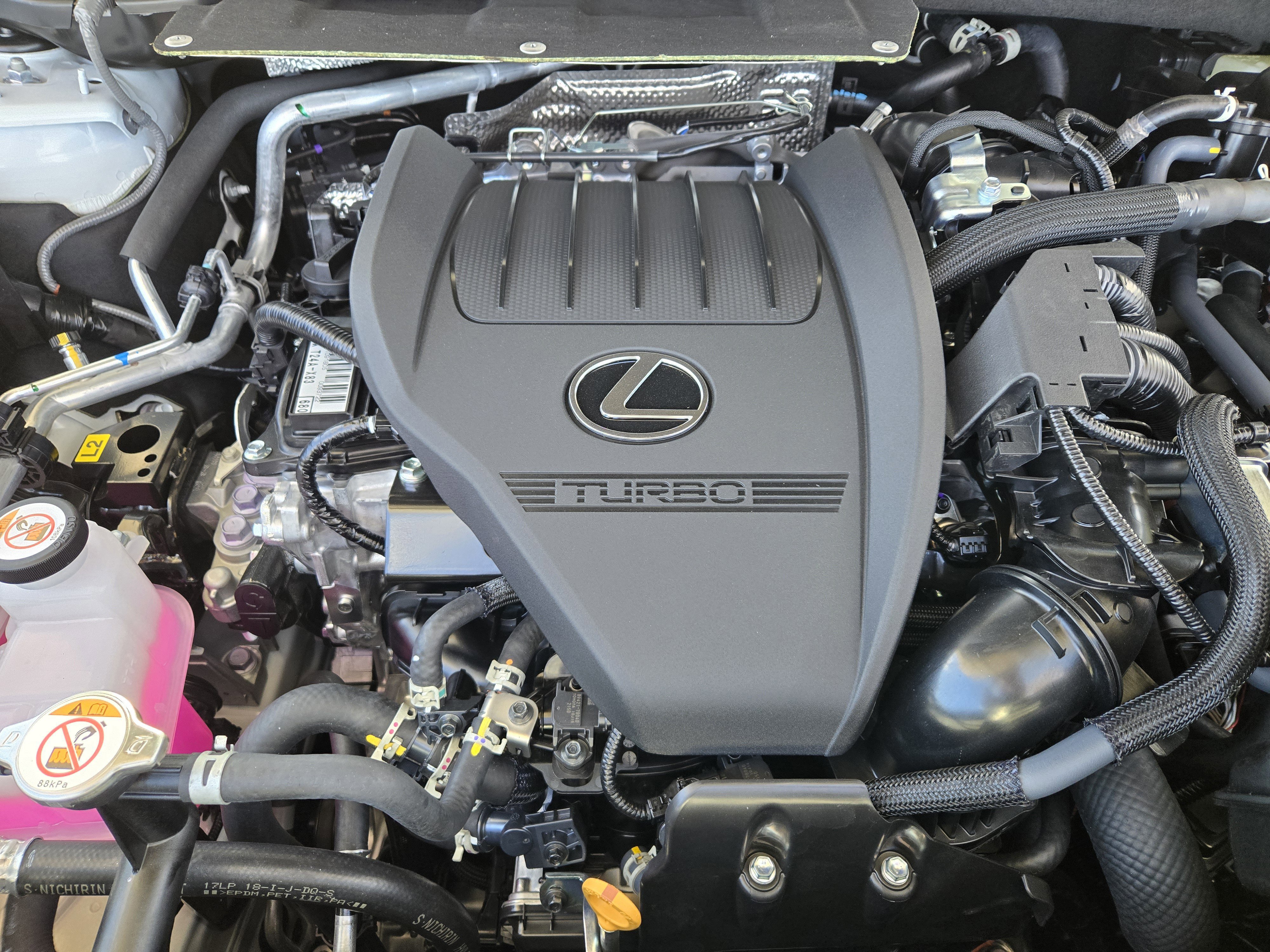 New 2026 Lexus TX 500h AWD image 5