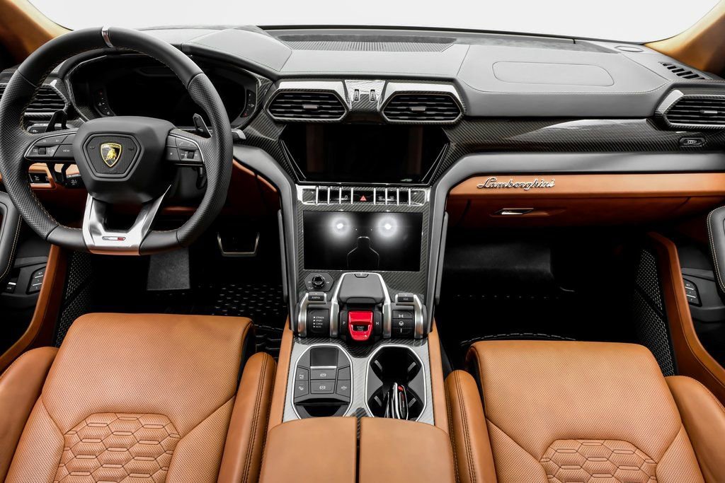 Used 2022 Lamborghini Urus image 11