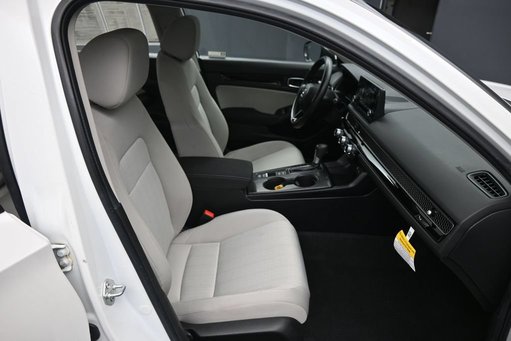 Certified 2024 Honda Civic EX image 25