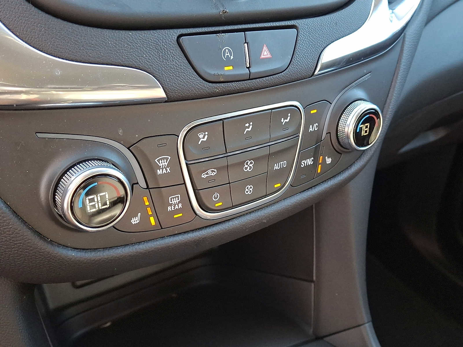 Used 2024 Chevrolet Equinox LT image 15