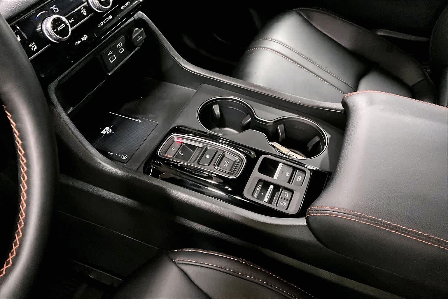 Used 2025 Honda Pilot TrailSport image 16