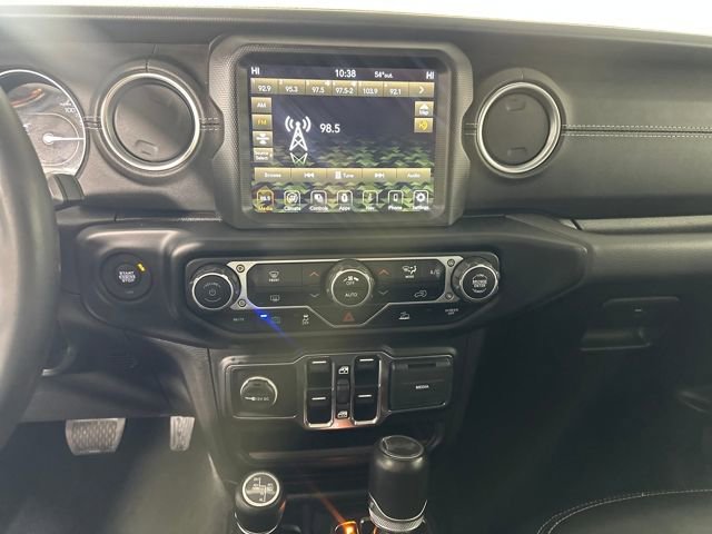 Used 2023 Jeep Wrangler Unlimited Sahara image 21