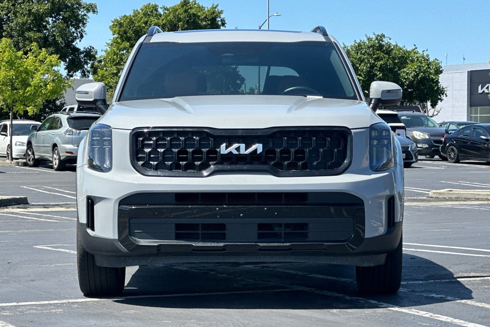 Used 2024 Kia Telluride EX X-Line image 10