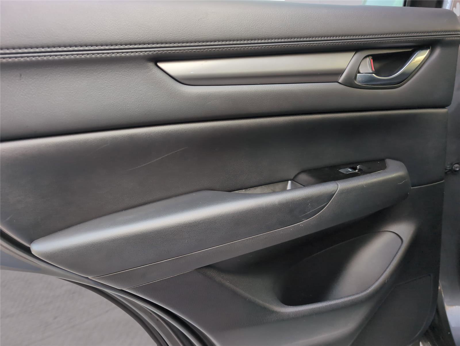 Used 2019 MAZDA CX-5 Touring image 31