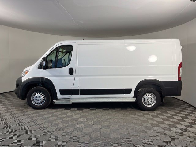 Used 2025 RAM ProMaster 2500 w/ U-Haul Equipment Group FWD image 4