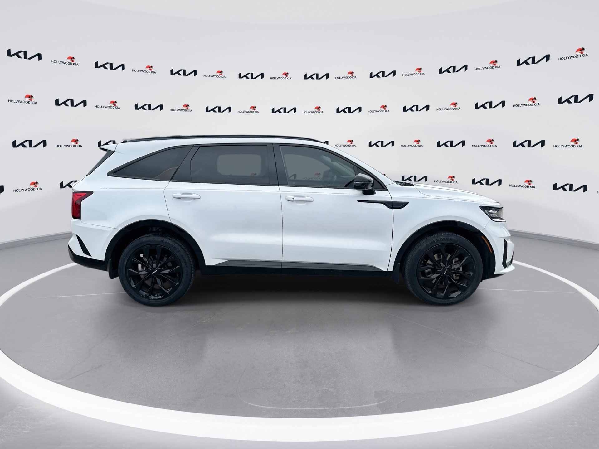Used 2023 Kia Sorento SX FWD image 9