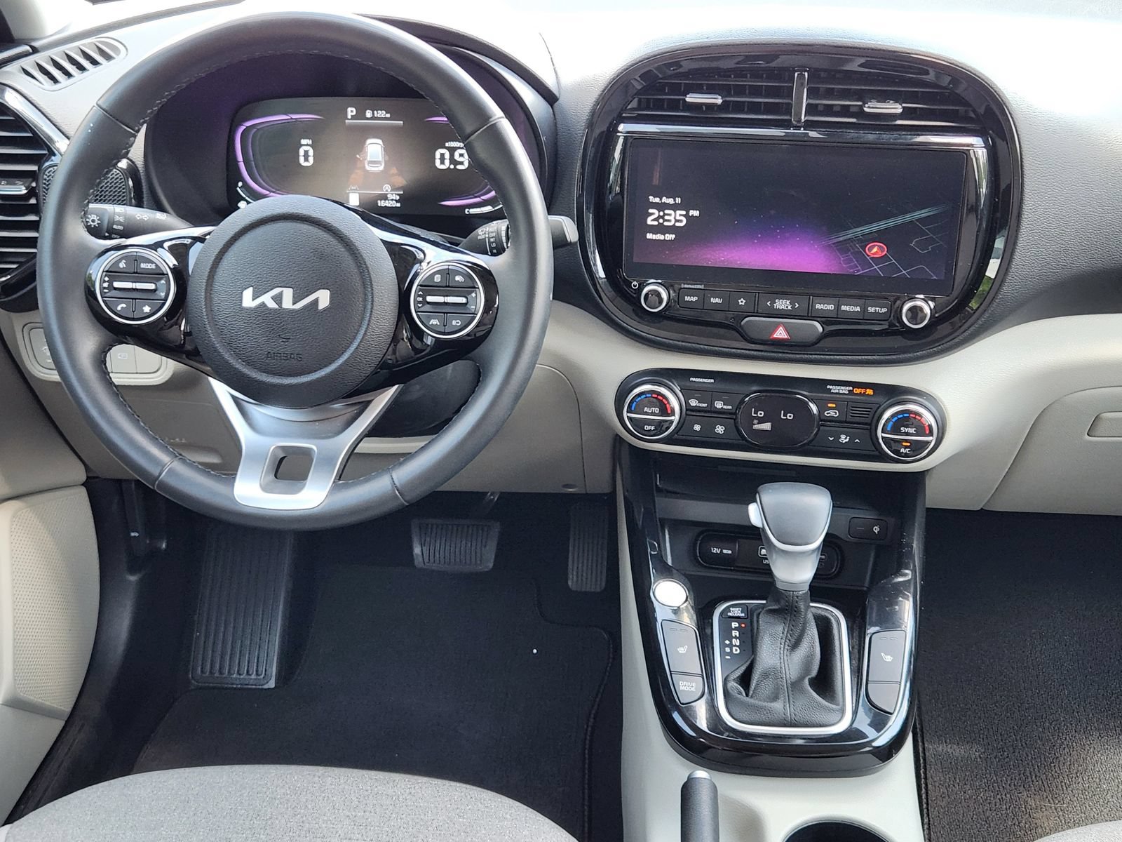 Used 2025 Kia Soul EX FWD image 30
