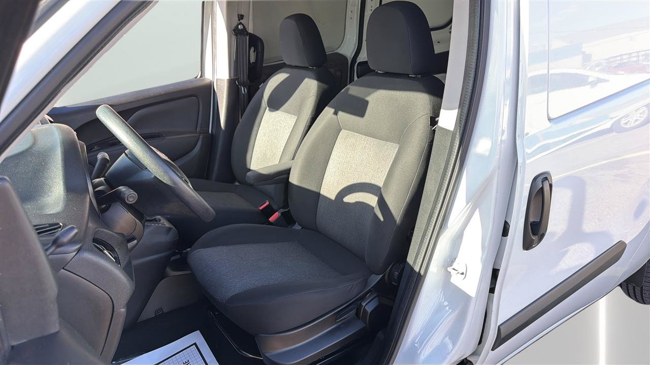 Used 2022 RAM ProMaster City Tradesman FWD image 12
