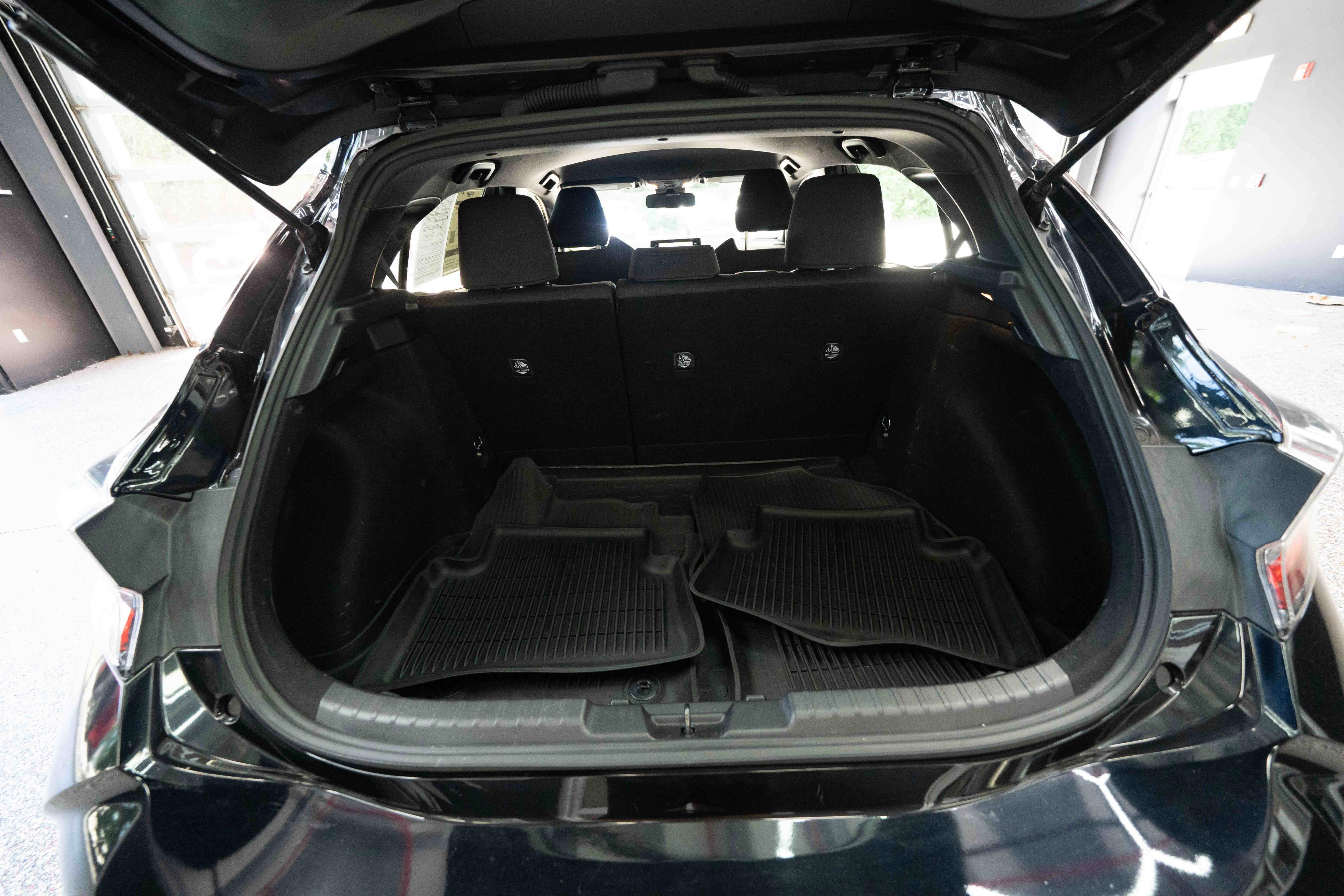 Used 2021 Toyota Corolla SE FWD image 27