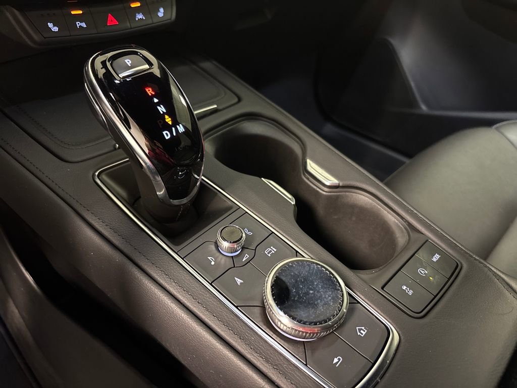 Used 2024 Cadillac XT4 Sport w/ Cold Weather Package image 38
