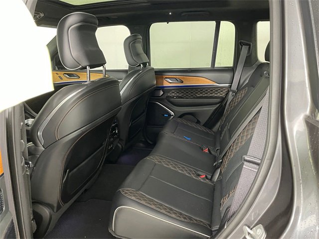 Used 2023 Jeep Grand Cherokee Summit image 13