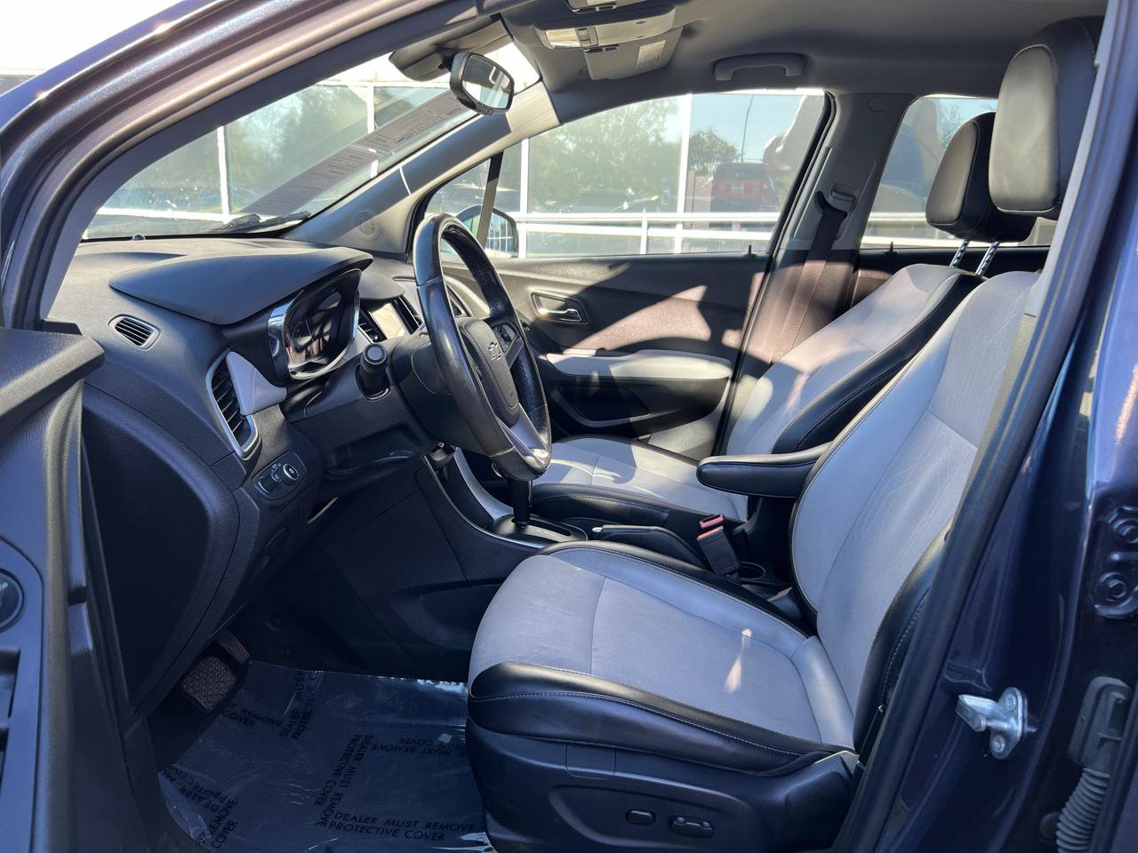 Used 2018 Chevrolet Trax LT w/ LT Convenience Package AWD/4WD image 11