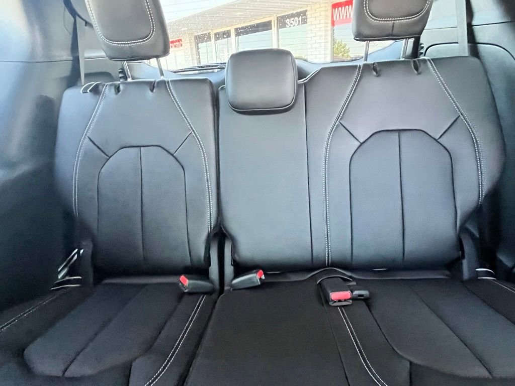 New 2026 Chrysler Pacifica Select FWD image 8