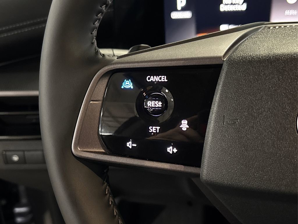 Certified 2025 Nissan Murano SV image 28