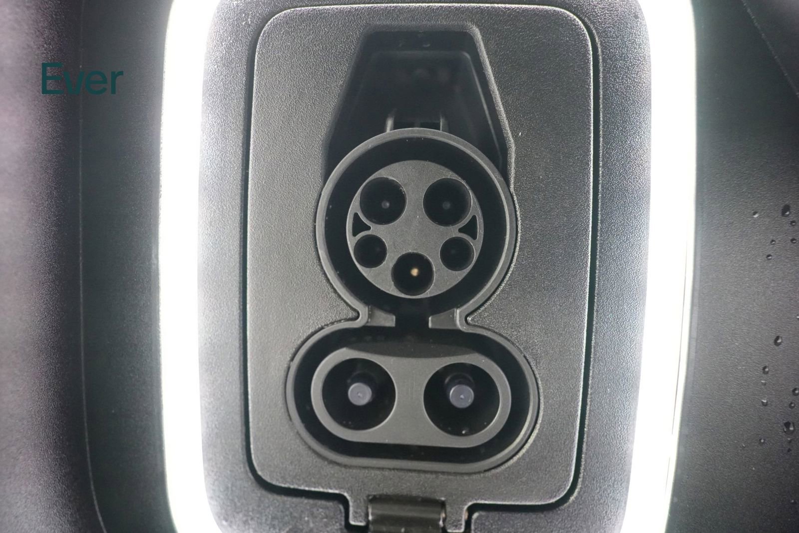 Used 2023 Rivian R1S Adventure AWD/4WD image 10