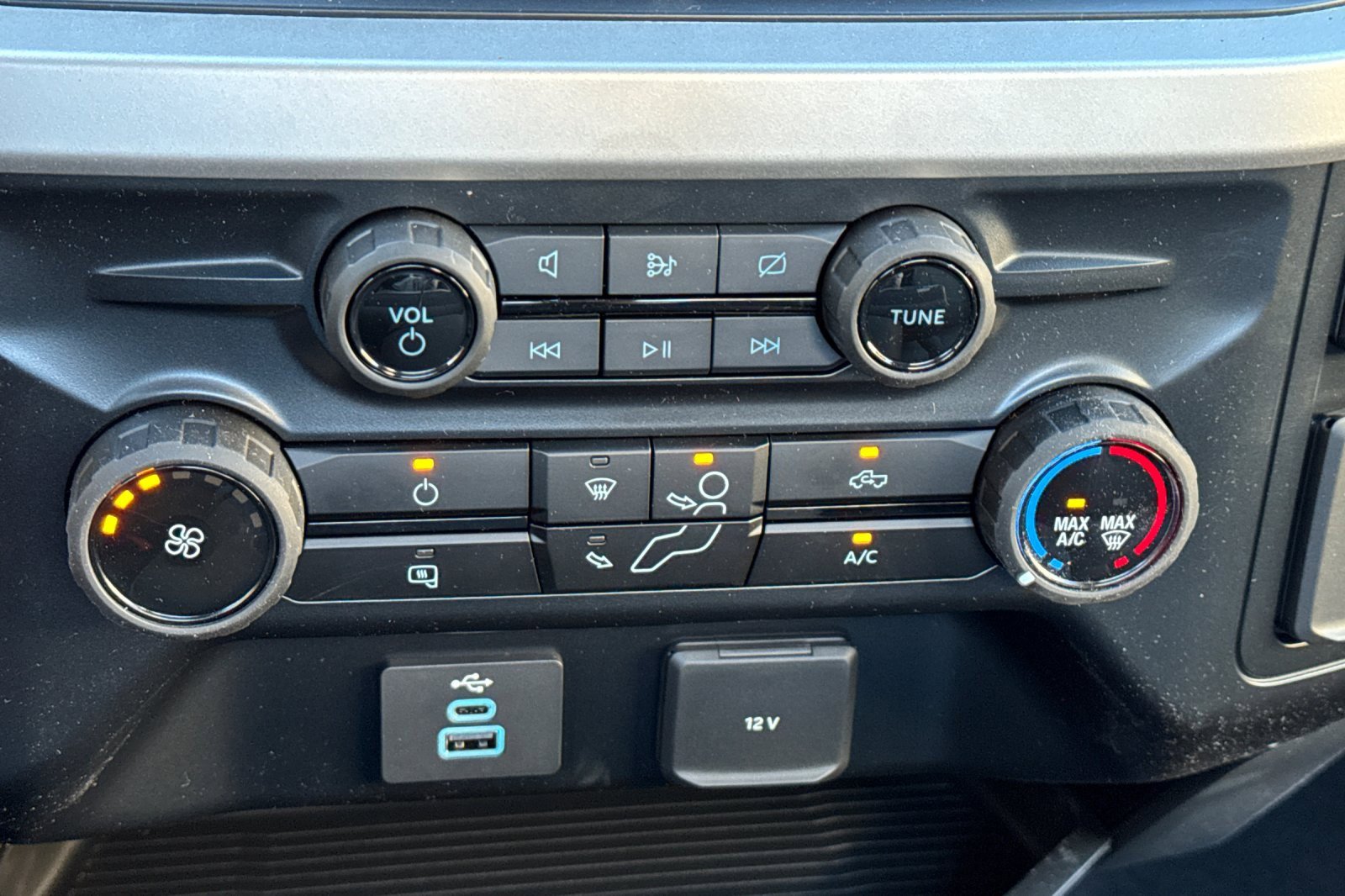 New 2024 Ford F250 XL w/ STX Appearance Package image 17