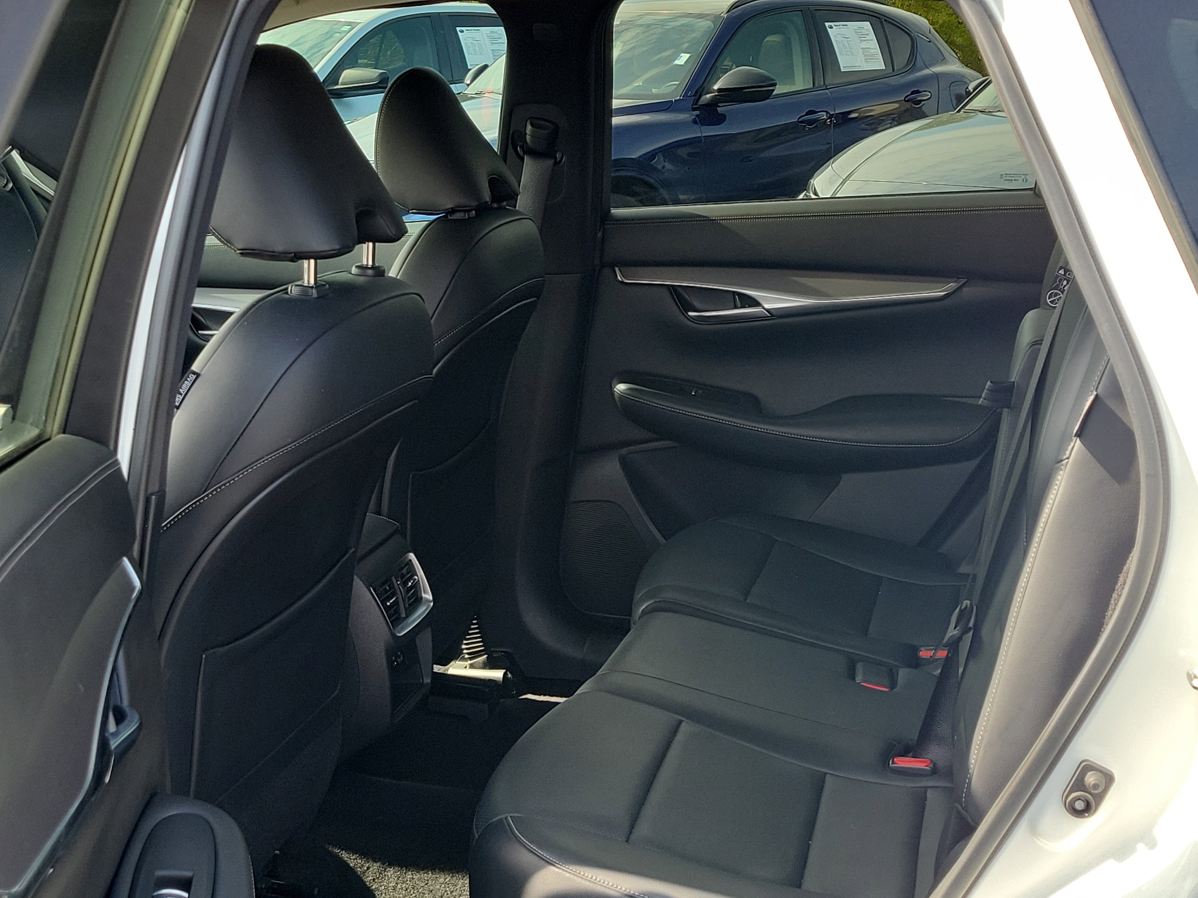 Used 2023 INFINITI QX50 Luxe image 14