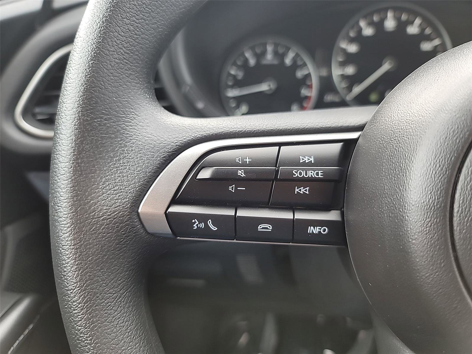 New 2025 MAZDA CX-30 AWD 2.5 S image 14