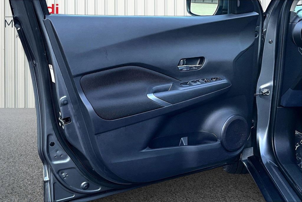 Used 2022 Nissan Kicks SV FWD image 20