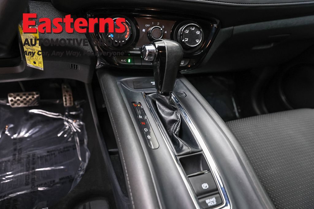 Used 2022 Honda HR-V Sport image 11