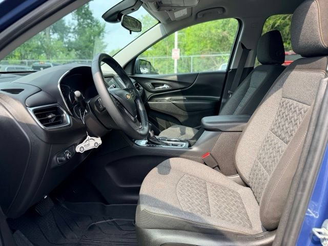 Used 2024 Chevrolet Equinox LT w/ LPO, Floor Liner Package FWD image 6