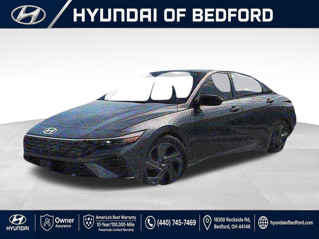 New 2026 Hyundai Elantra SEL Sport FWD image 2