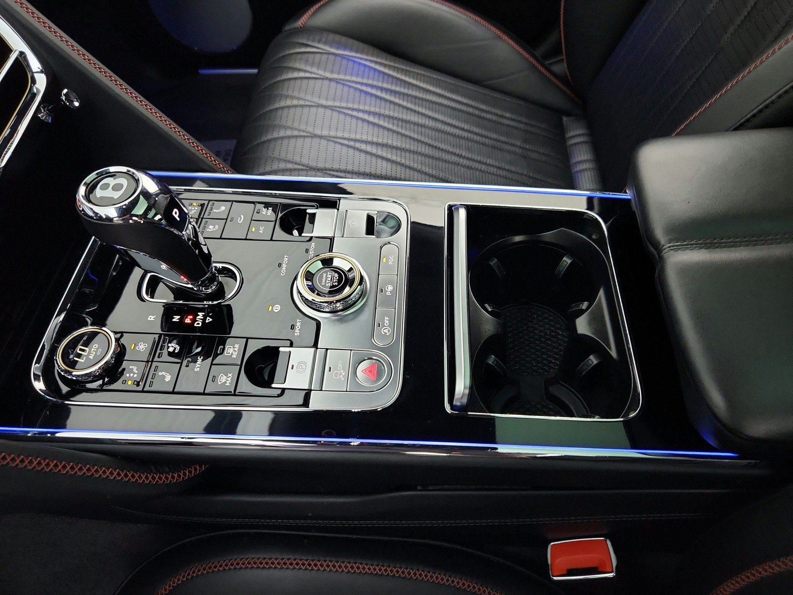 Used 2021 Bentley Flying Spur W12 AWD/4WD image 18