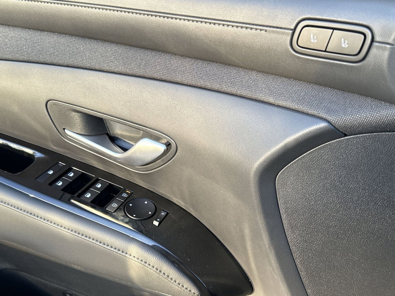 New 2025 Hyundai Santa Cruz Limited image 15