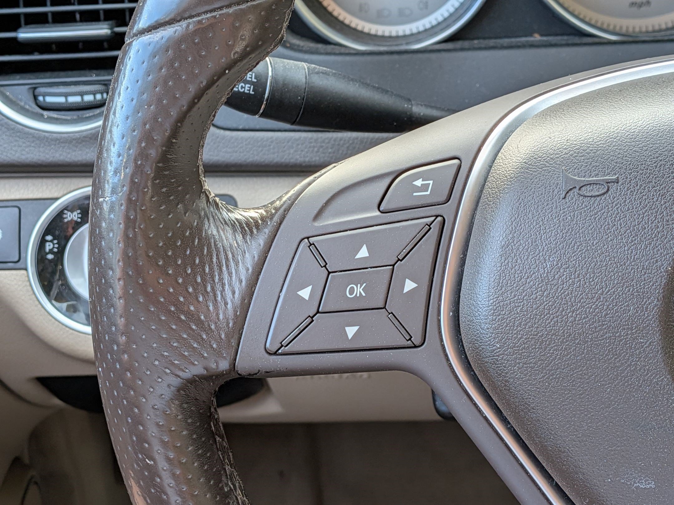 Used 2012 Mercedes-Benz C 300 4MATIC Sedan image 15