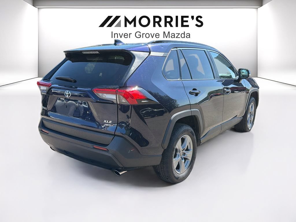 Used 2024 Toyota RAV4 XLE AWD/4WD image 5