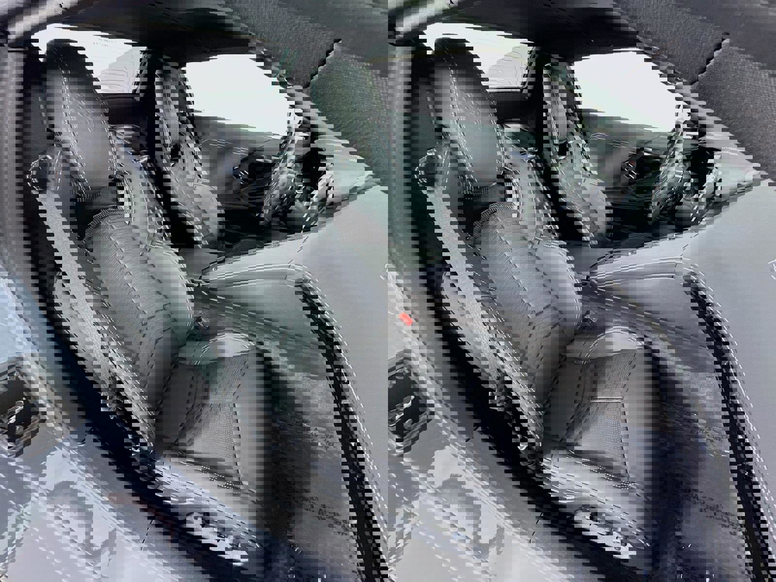 Used 2025 Chevrolet Corvette Stingray Preferred Conv w/ Stealth Interior Trim Package image 24