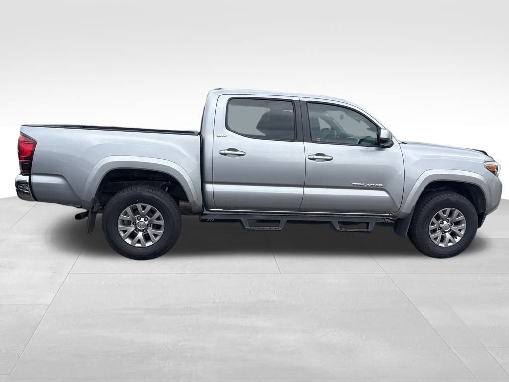 Used 2019 Toyota Tacoma SR5 image 9