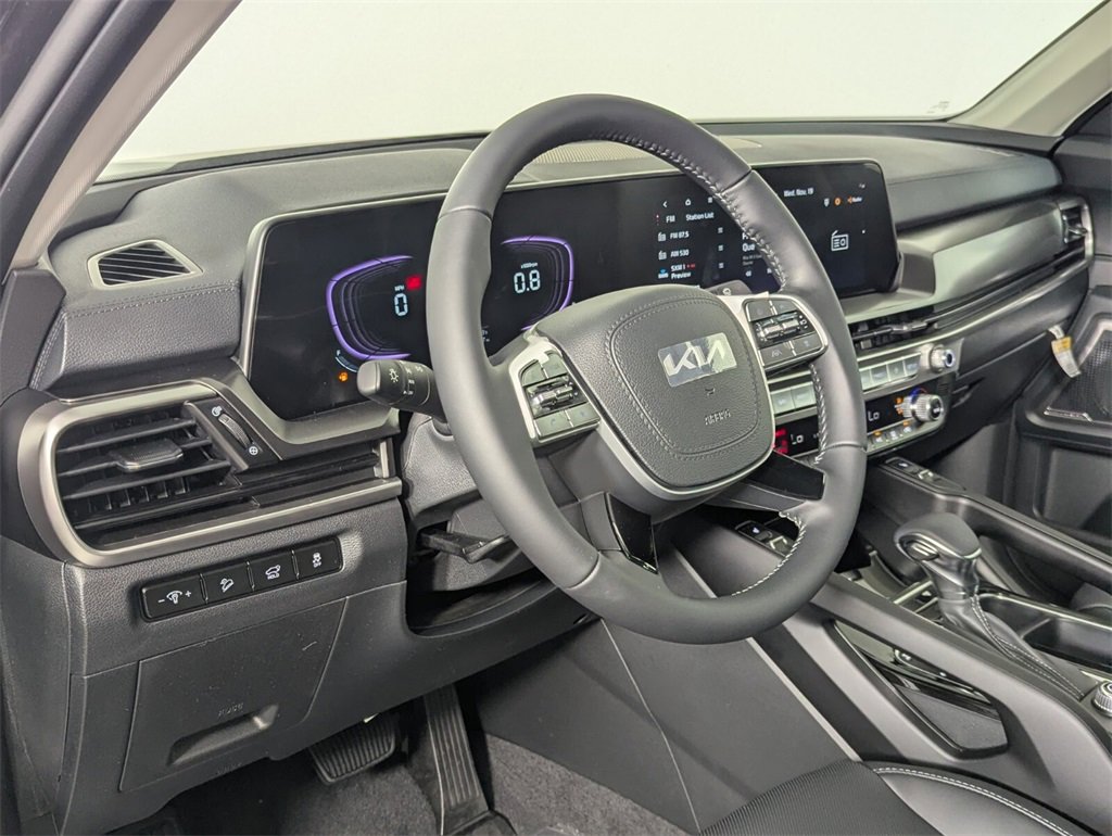 New 2025 Kia Telluride S image 11