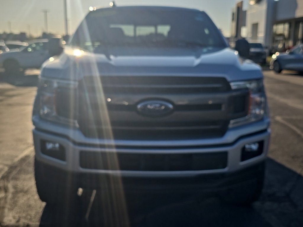 Used 2018 Ford F150 XLT w/ Equipment Group 302A Luxury AWD/4WD image 8