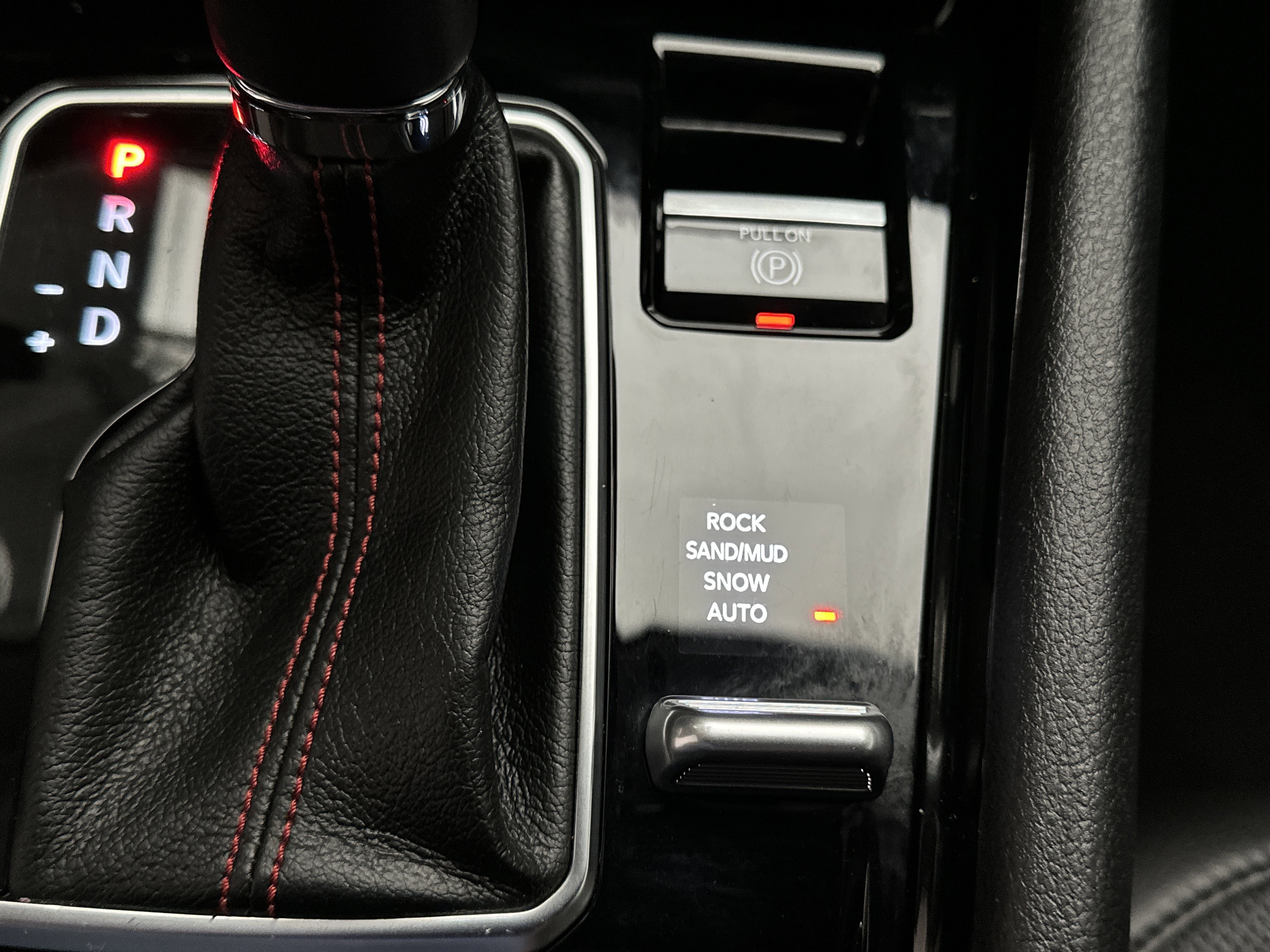 Used 2022 Jeep Compass Trailhawk w/ Trailhawk Elite Group image 39