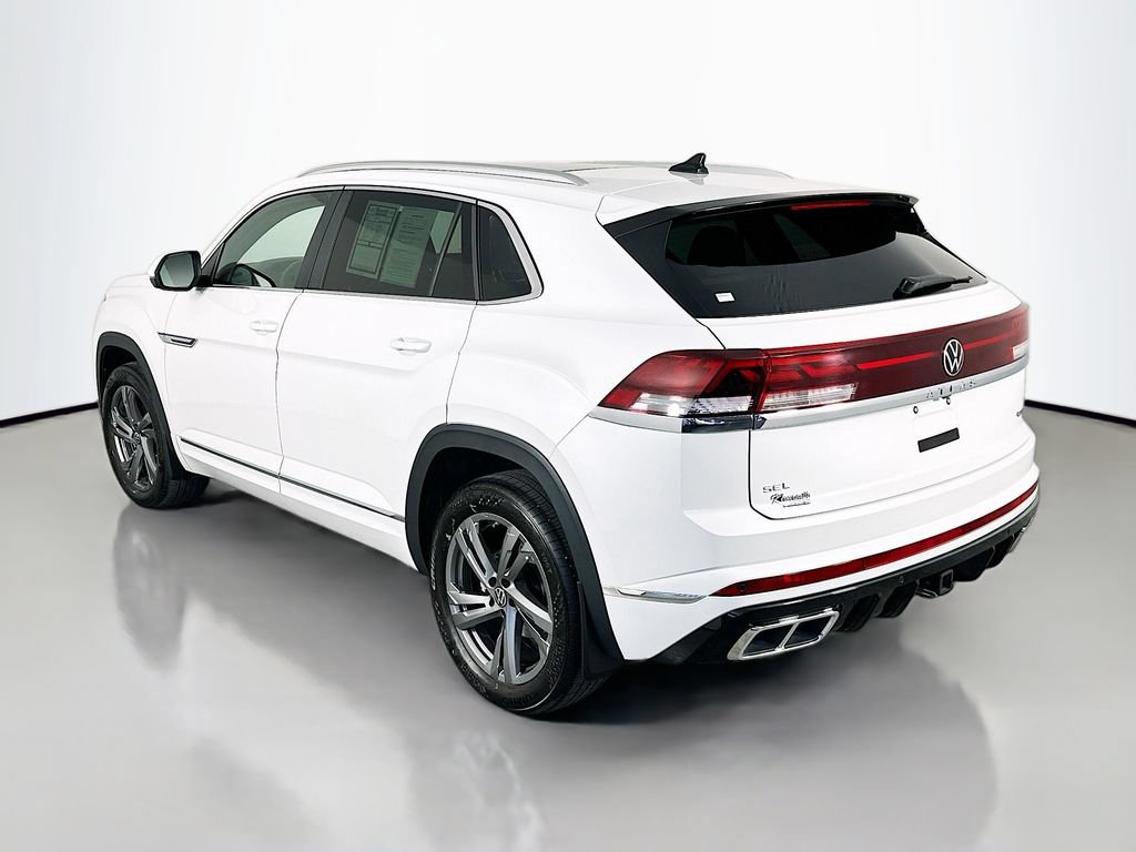 Used 2024 Volkswagen Atlas Cross Sport SEL R-Line AWD/4WD image 5