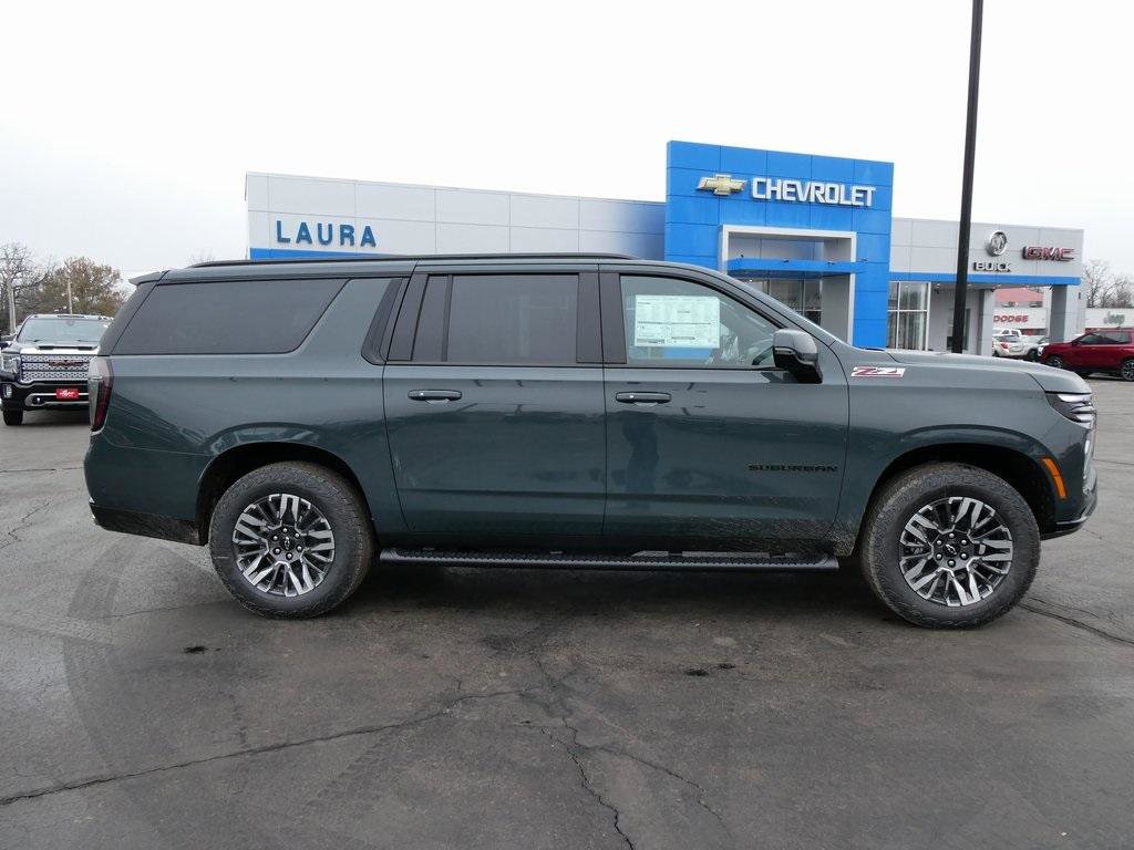 New 2026 Chevrolet Suburban Z71 w/ Z71 Off-Road Package image 3