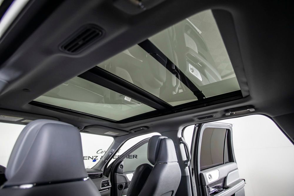 Used 2021 Lincoln Navigator Reserve AWD/4WD image 29