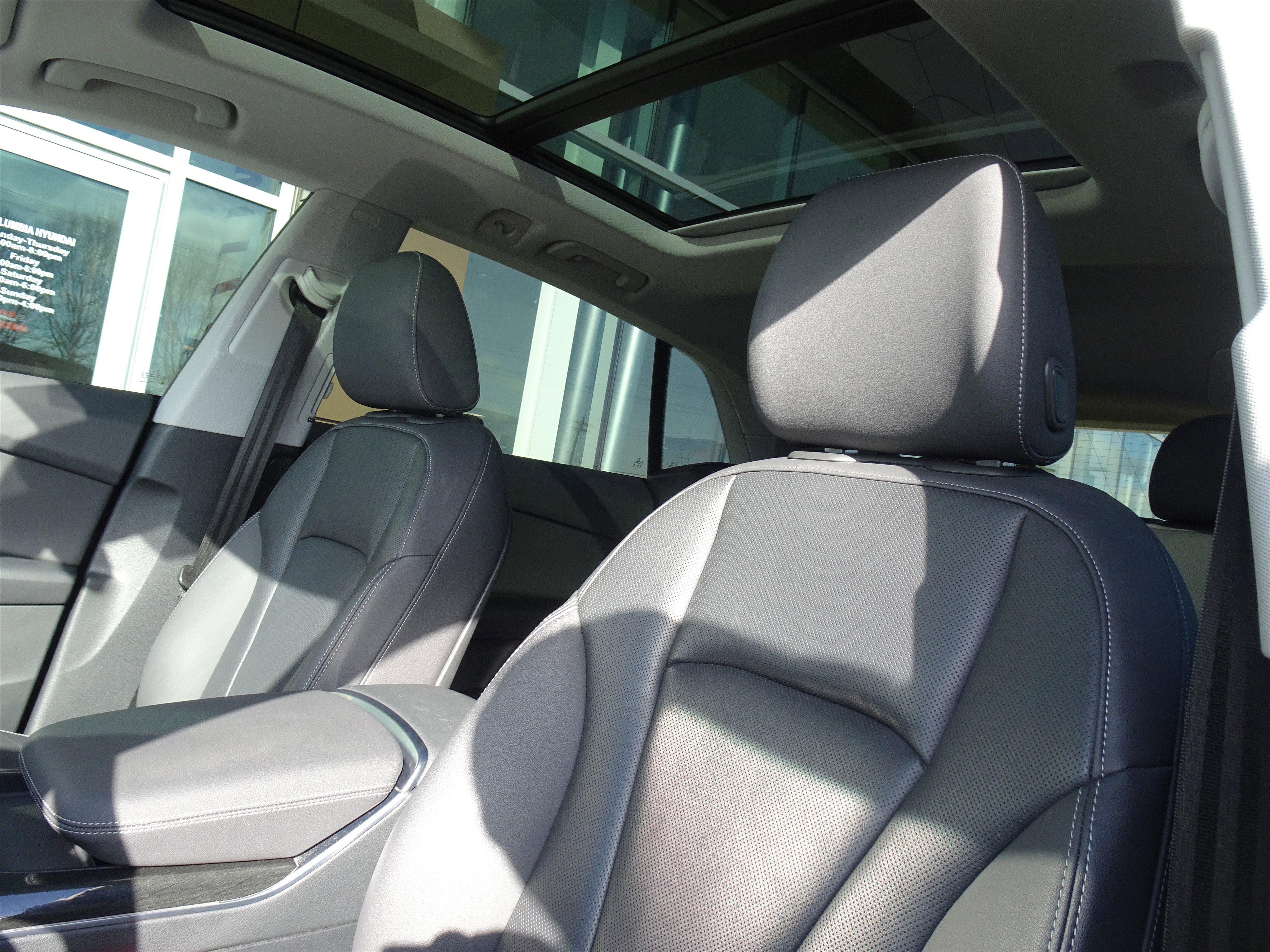 Used 2019 Audi Q8 Premium Plus w/ Premium Plus image 11