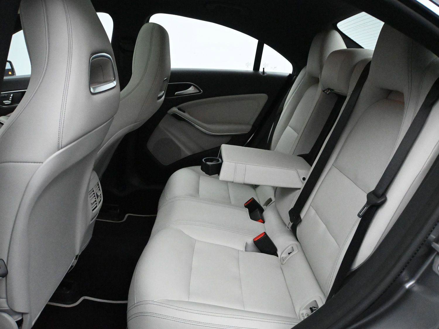 Used 2019 Mercedes-Benz CLA 250 4MATIC image 10