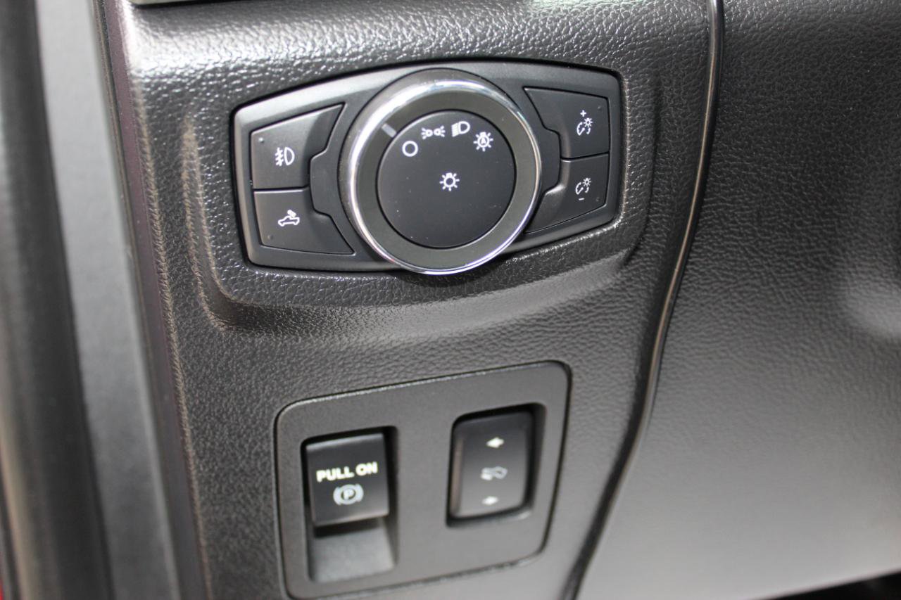 Used 2019 Ford F150 Lariat image 22