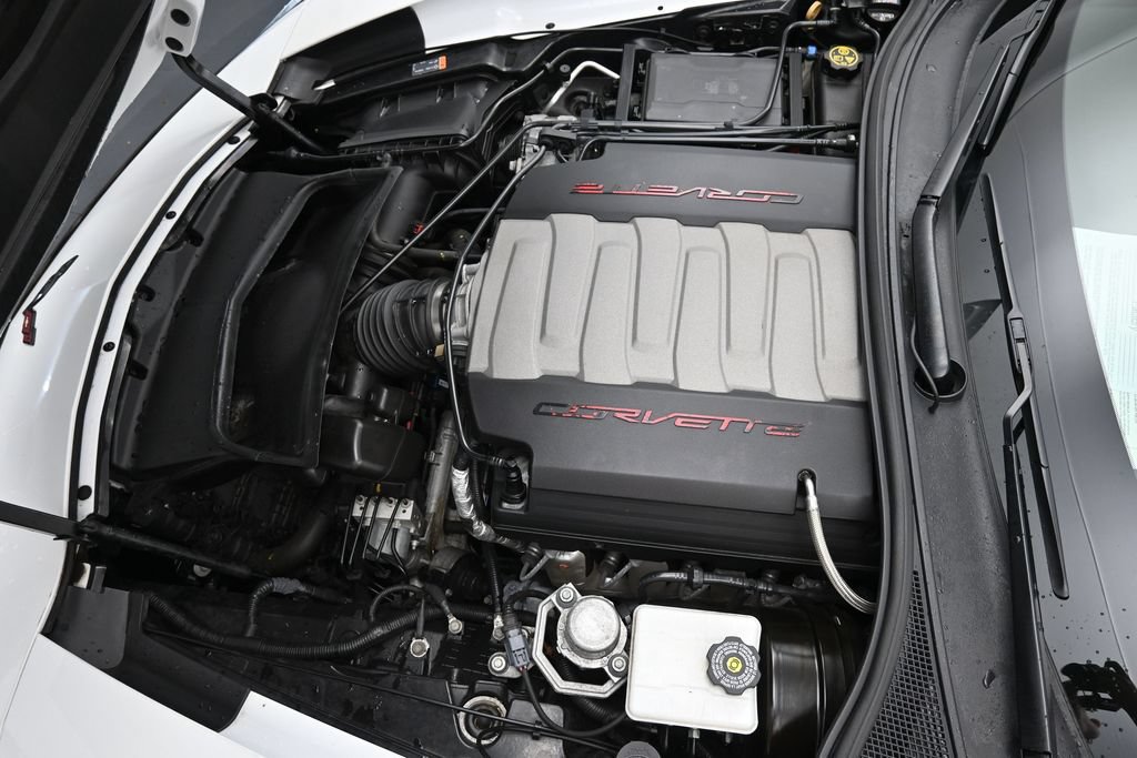 Used 2018 Chevrolet Corvette Stingray Coupe RWD image 29