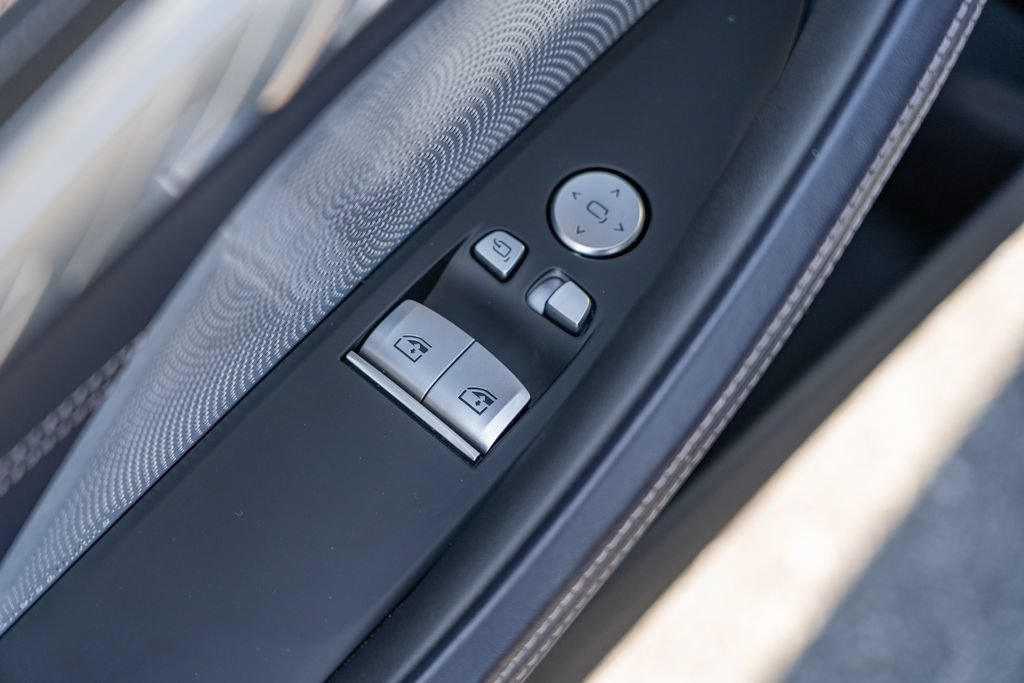 Used 2023 BMW M850i xDrive Coupe w/ M Carbon Exterior Package AWD/4WD image 16
