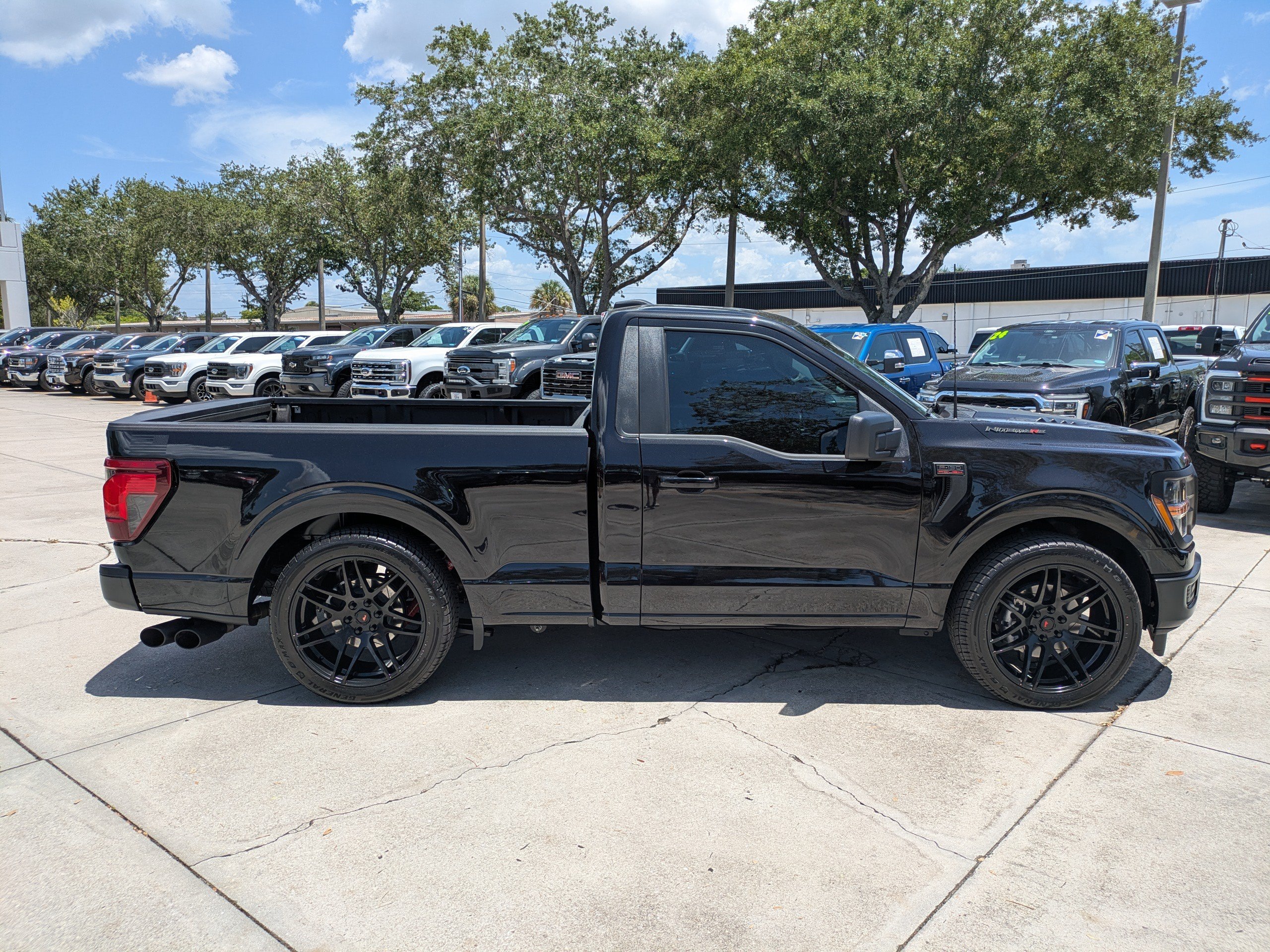 Used 2025 Ford F150 XL AWD/4WD image 3