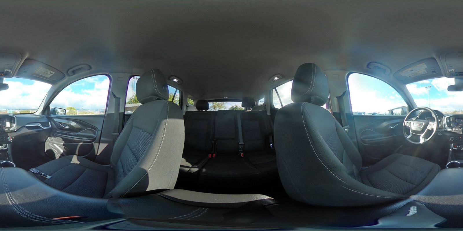 Used 2024 GMC Terrain SLE image 37