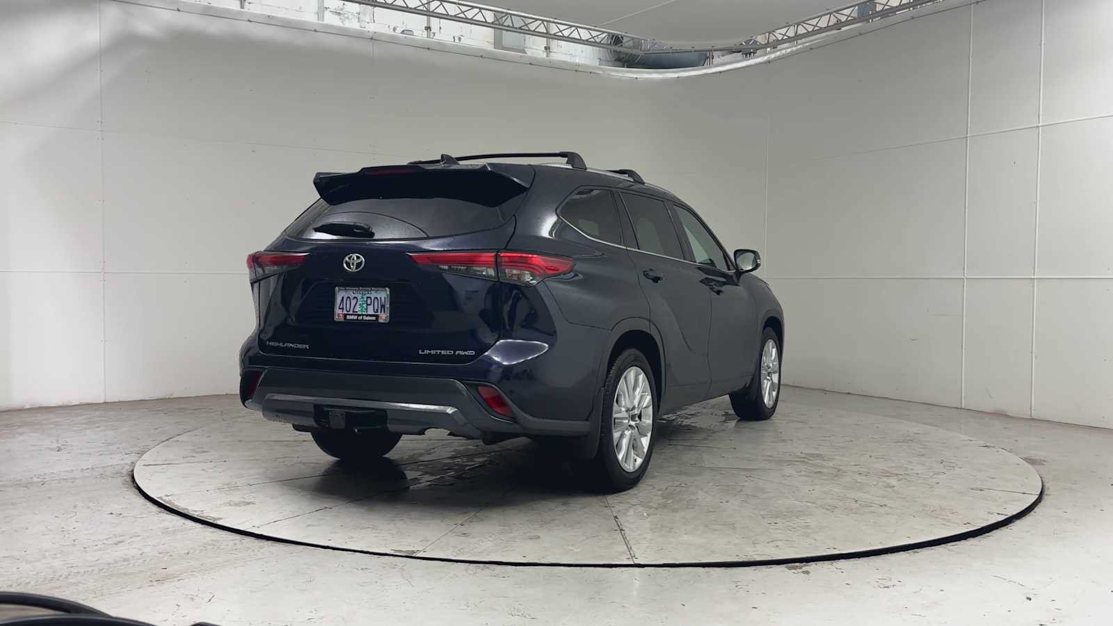 Used 2021 Toyota Highlander Limited AWD/4WD image 6