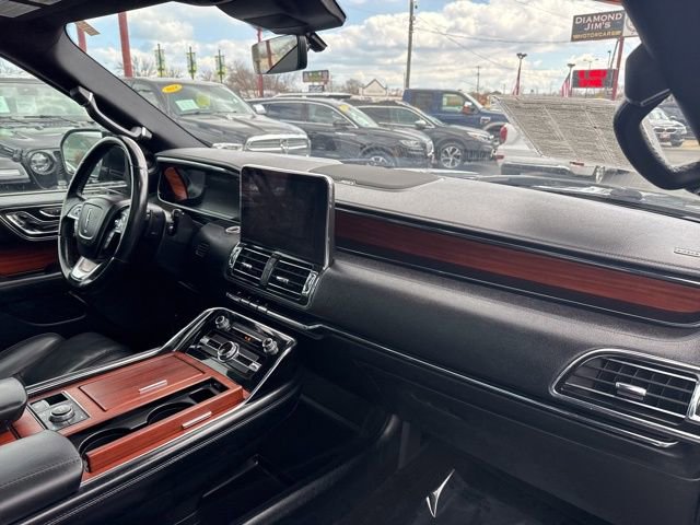 Used 2018 Lincoln Navigator Reserve w/ Technology Package image 23